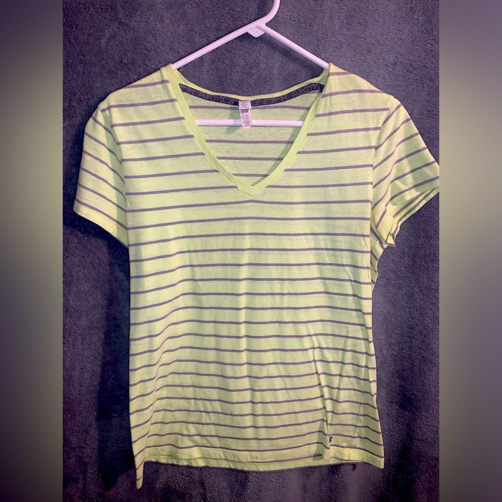 Under Armour Heat Gear fitted size large neon yellow with grey stripes